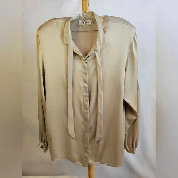 Vintage Rouie Tan Blouse Long sleeve button down collars tie  size 10 - Picture 5 of 5